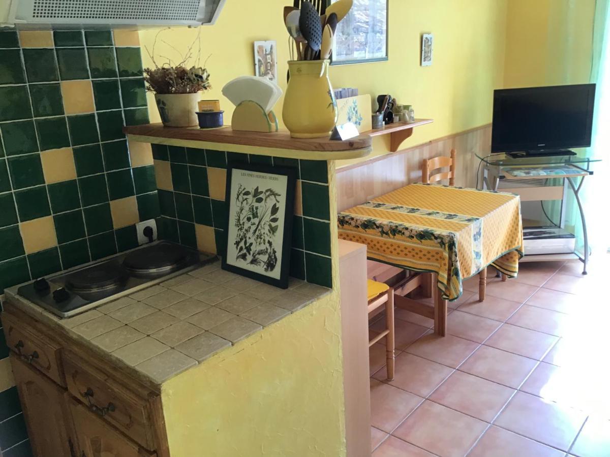 Gite Des Oliviers Villa Le Luc Luaran gambar